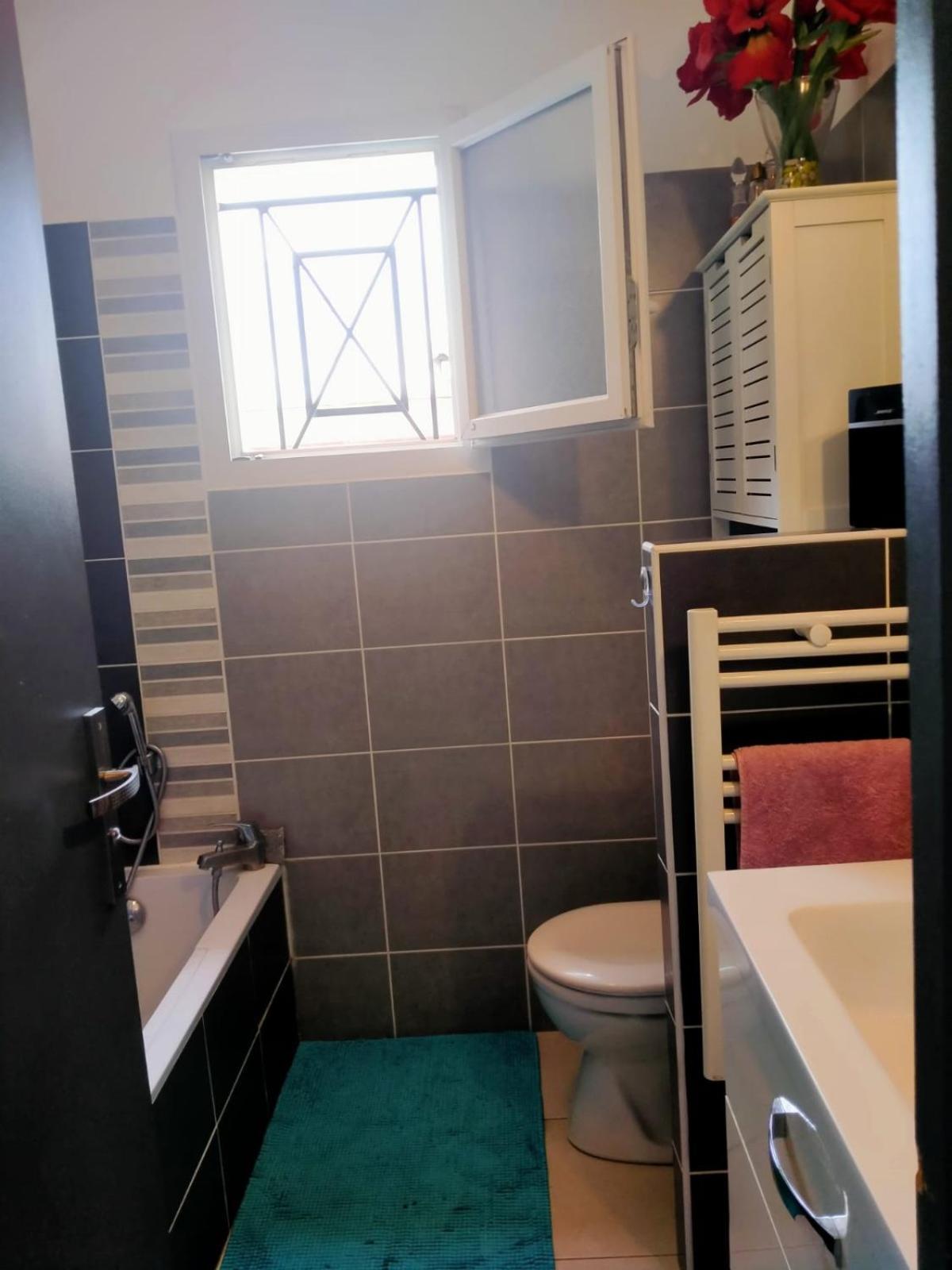 Maison Entiere Redessan Dış mekan fotoğraf